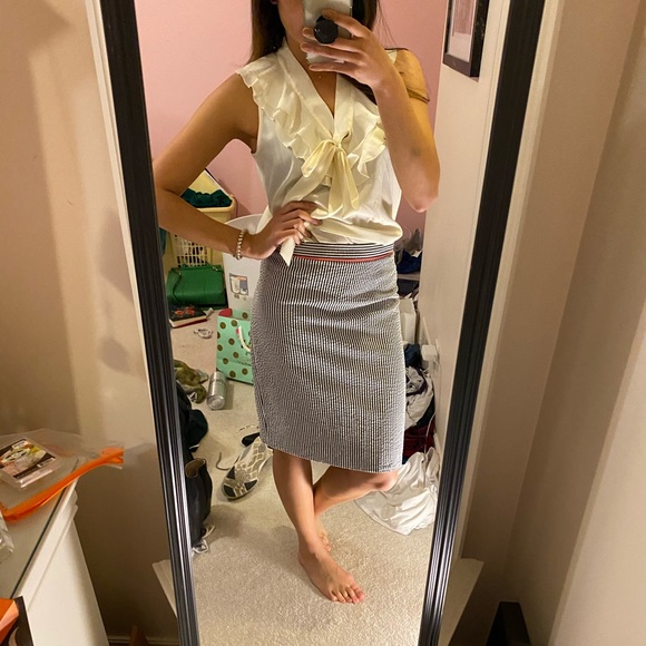 Seer Sucker Pencil Skirt - Picture 2 of 12